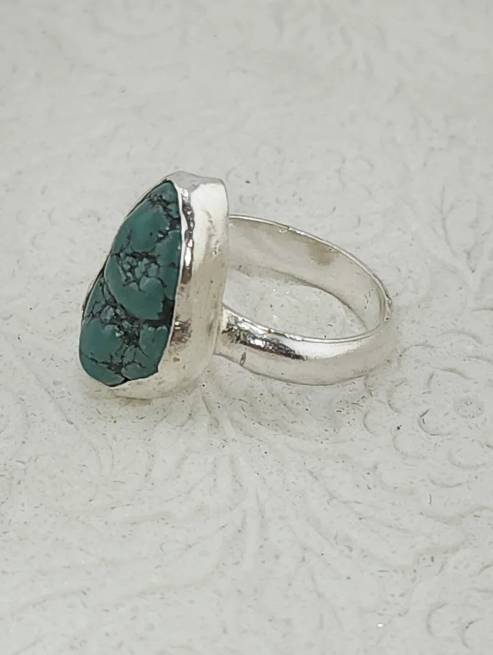 TURQUOISE BOHEMIAN RING HANDMADE IN STERLING RECYCLED METAL SIZE 8 GENUINE STONE